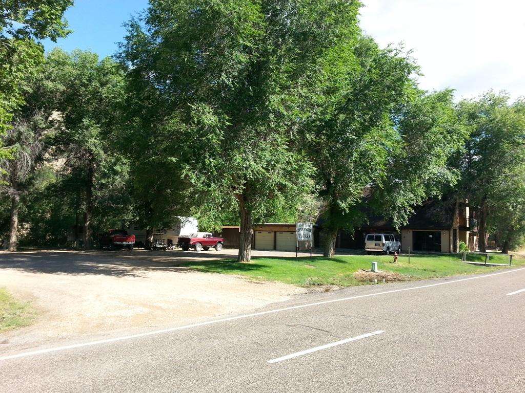 Best Western East Zion Riverside RV Park