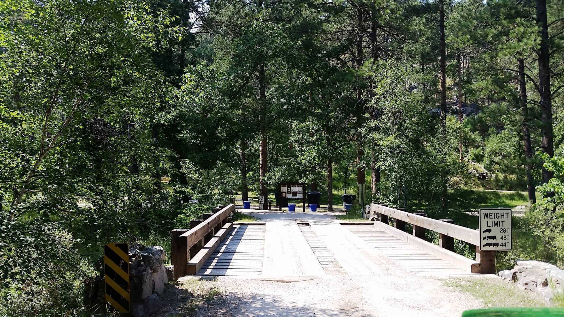 Grizzly Creek Campground