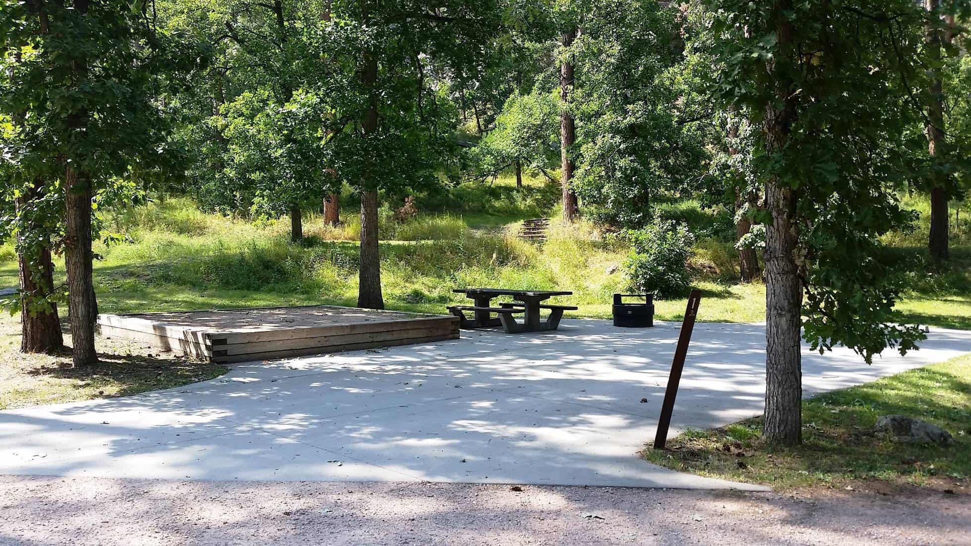 Grizzly Creek Campground