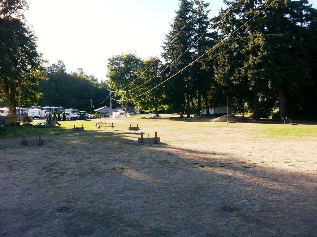 John Wayne's Waterfront Resort RV Park