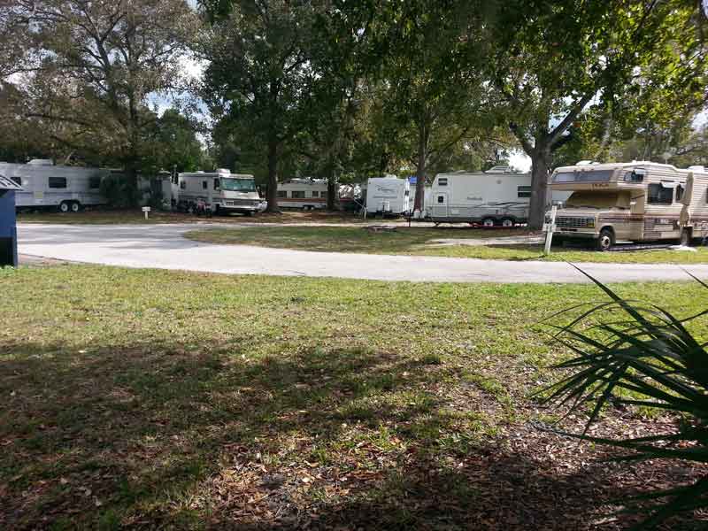 Lake Breeze RV Park