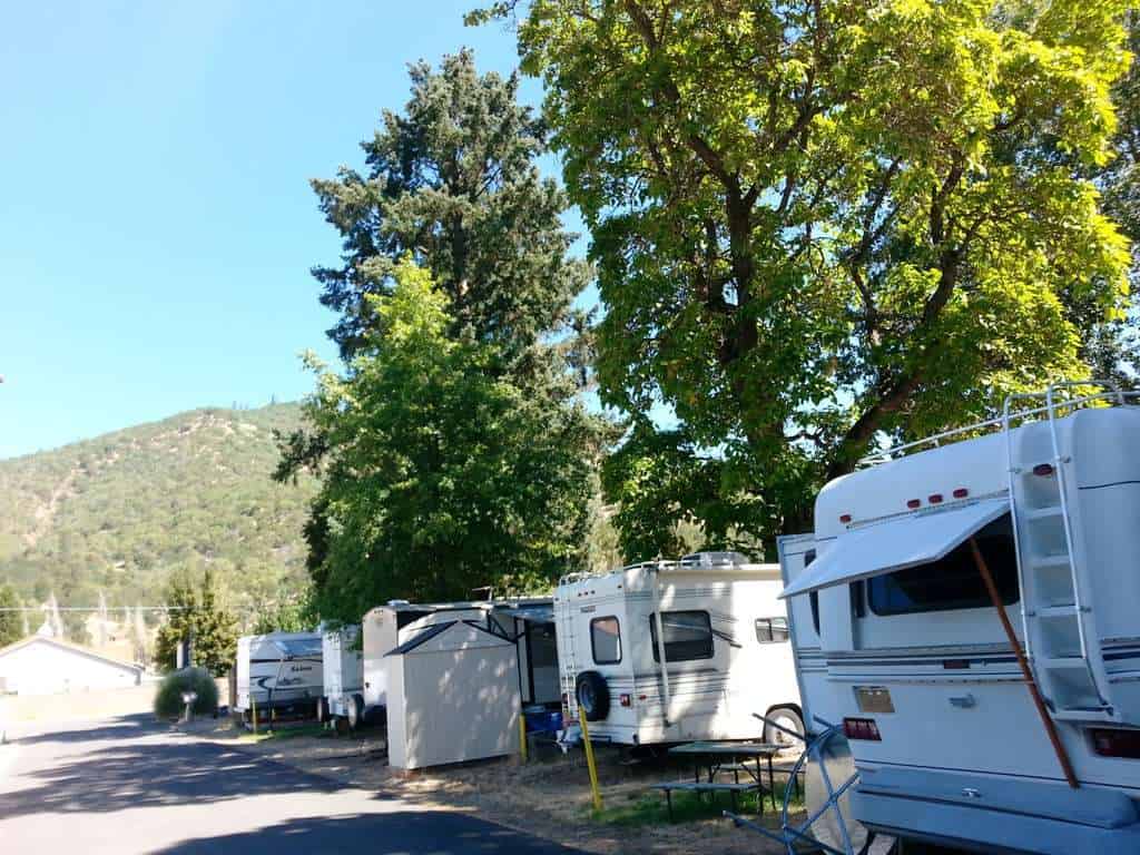 Lazy Acres on the River Motel & RV Park