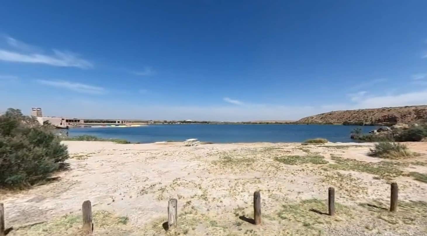 Bottomless Lakes State Park - Lea Lake Recreation Area
