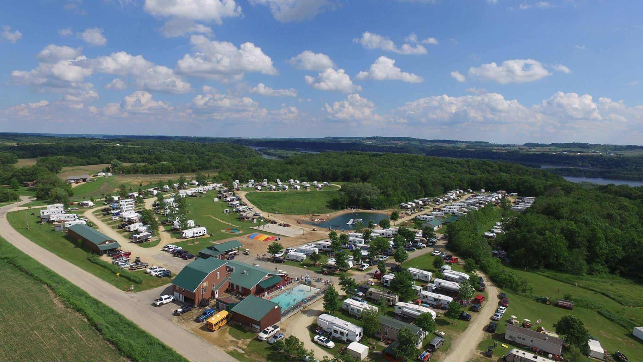 Whitetail Bluff Camp & Resort
