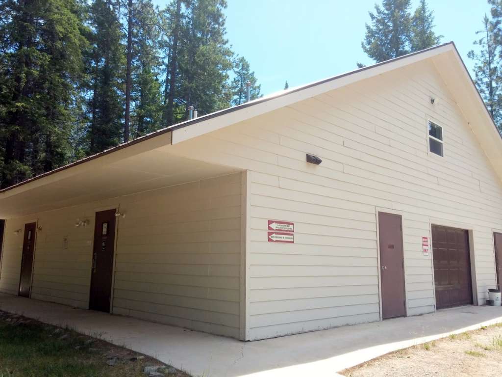 Koocanusa Resort & Marina