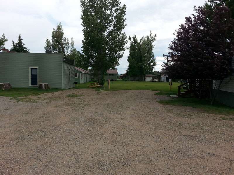 Riverside Motel Cabins and RV Park