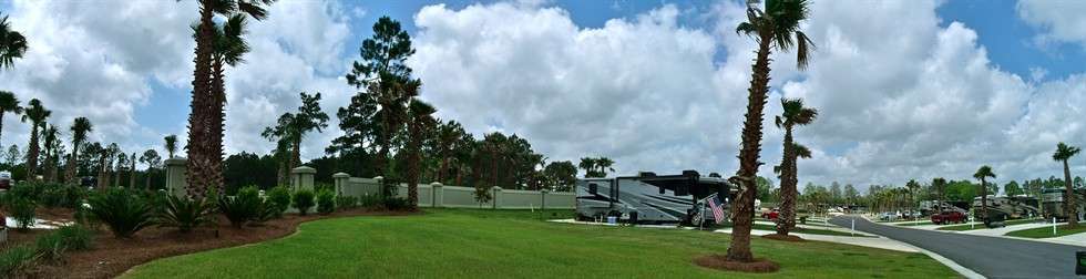 Lake Osprey RV Resort