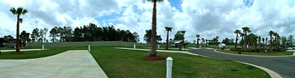 Lake Osprey RV Resort