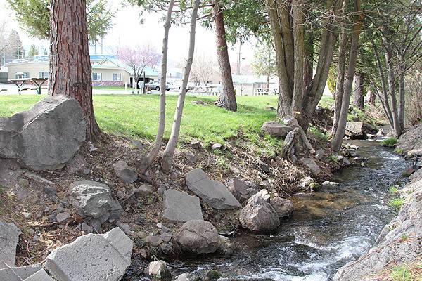 Hi-Lo Motel and RV Park