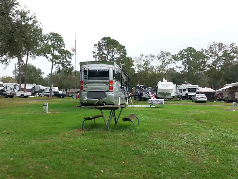 Tampa East RV Park