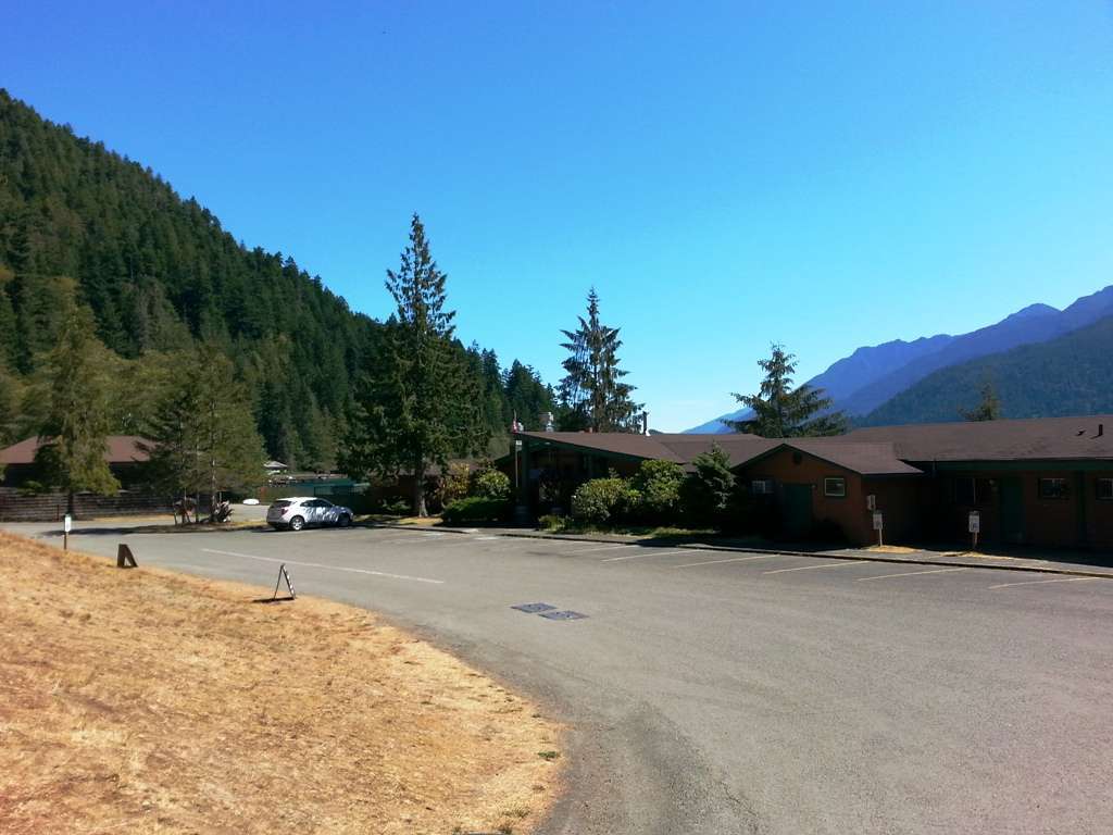 Log Cabin Resort Campground