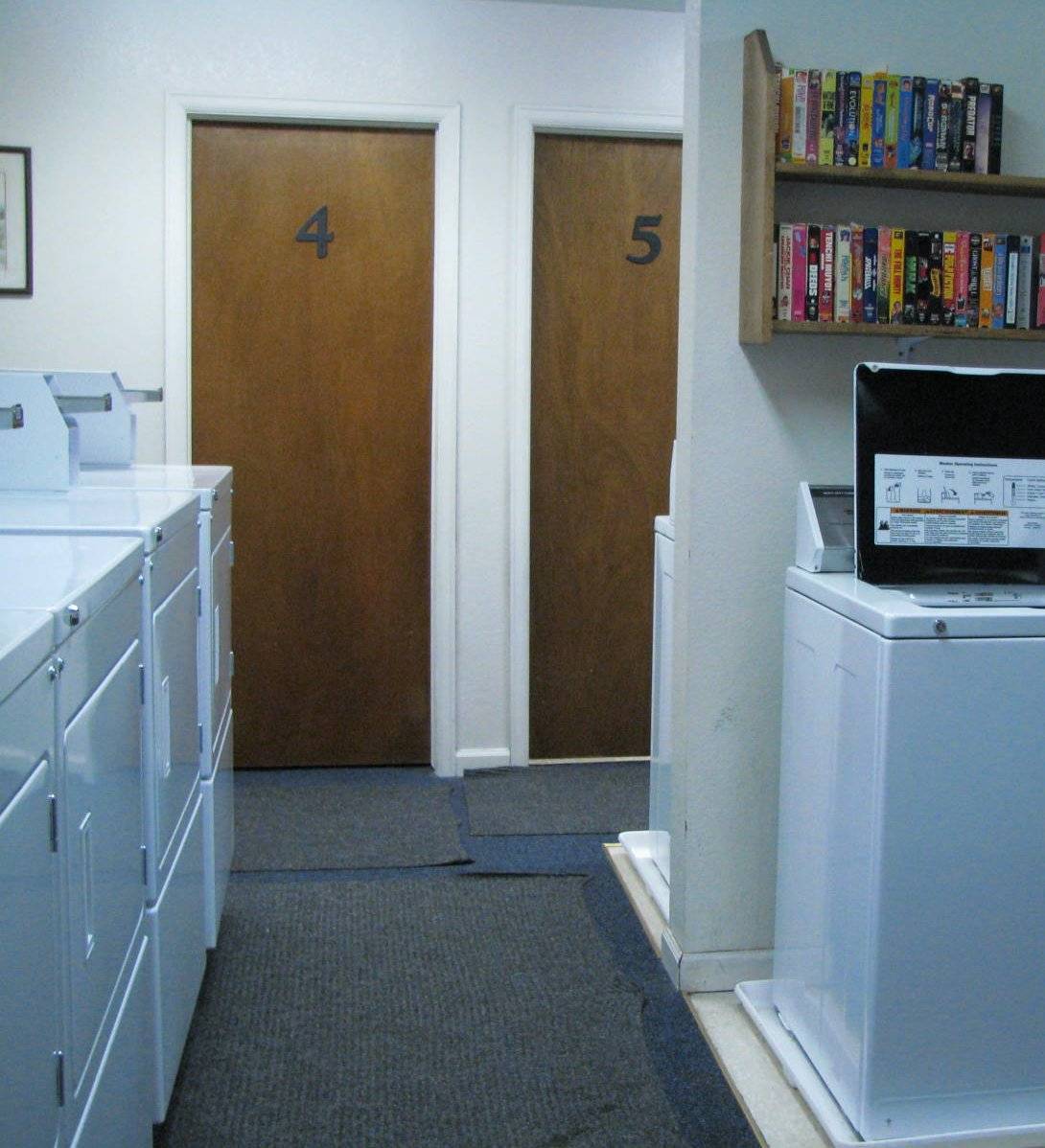 RJourney Applewood RV Resort