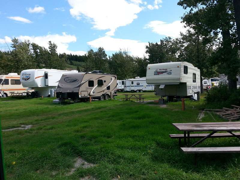 Red Eagle Motel and RV Park