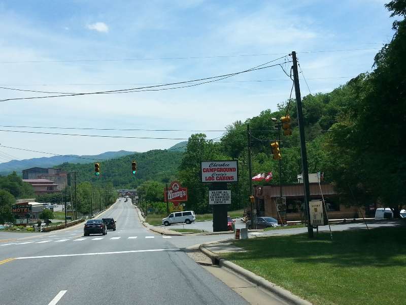 Cherokee Campgrounds and Log Cabins