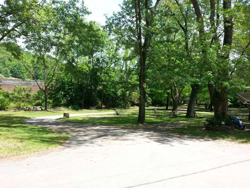 Cherokee Campgrounds and Log Cabins