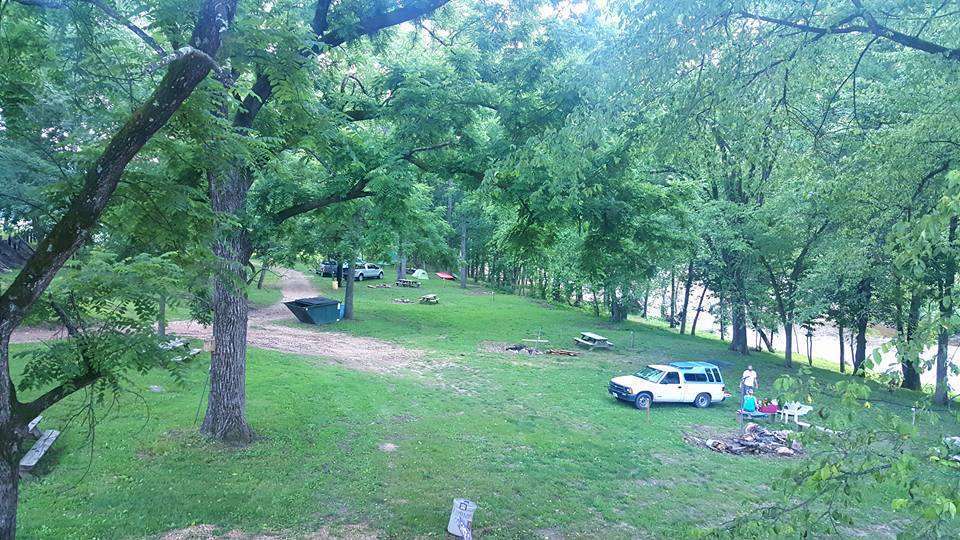 Twin Bridges Canoe & Campground