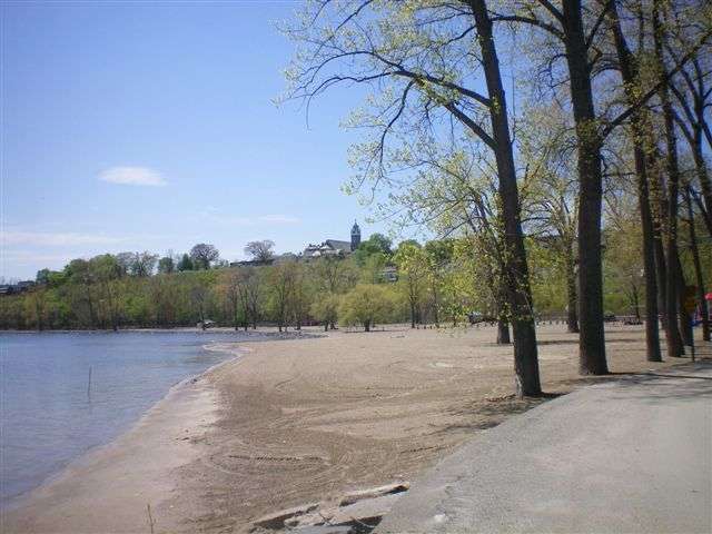 Port Henry Champ RV Park & Campground