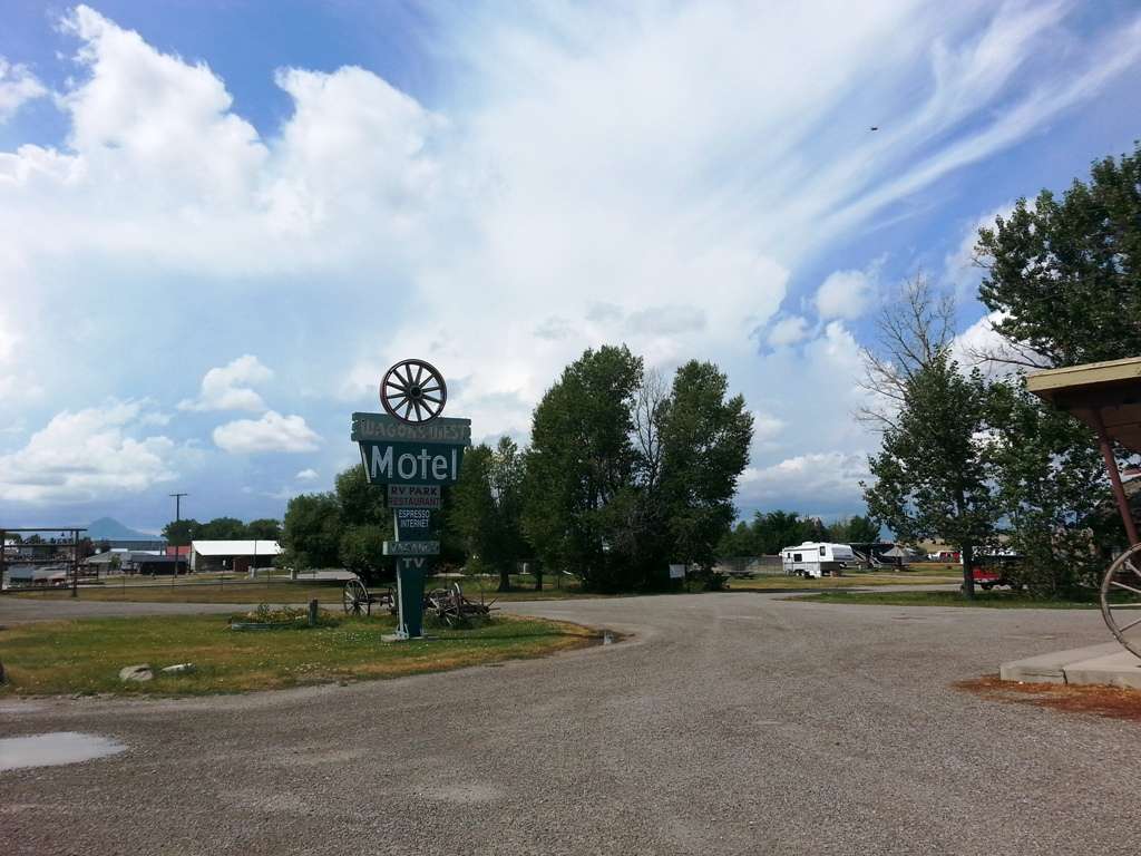 Wagons West Motel and RV Park