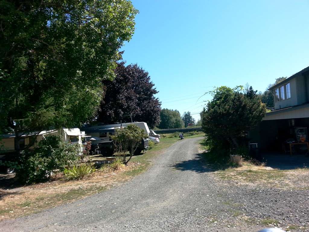 Halfway House Restaurant and RV Park