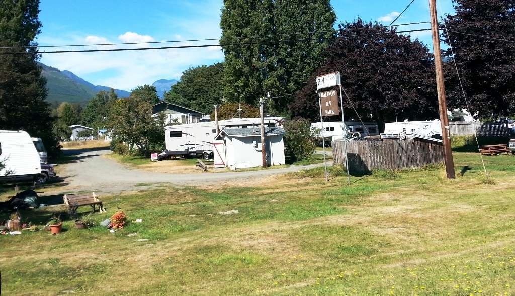 Halfway House Restaurant and RV Park