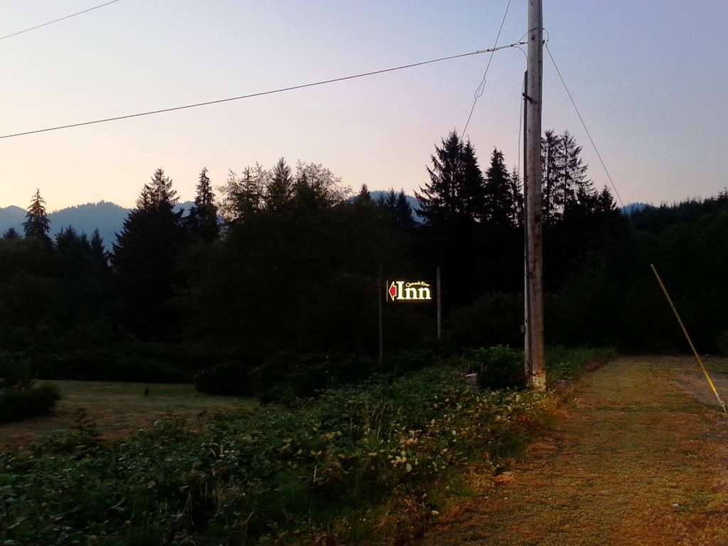 Quinault River Inn RV Park