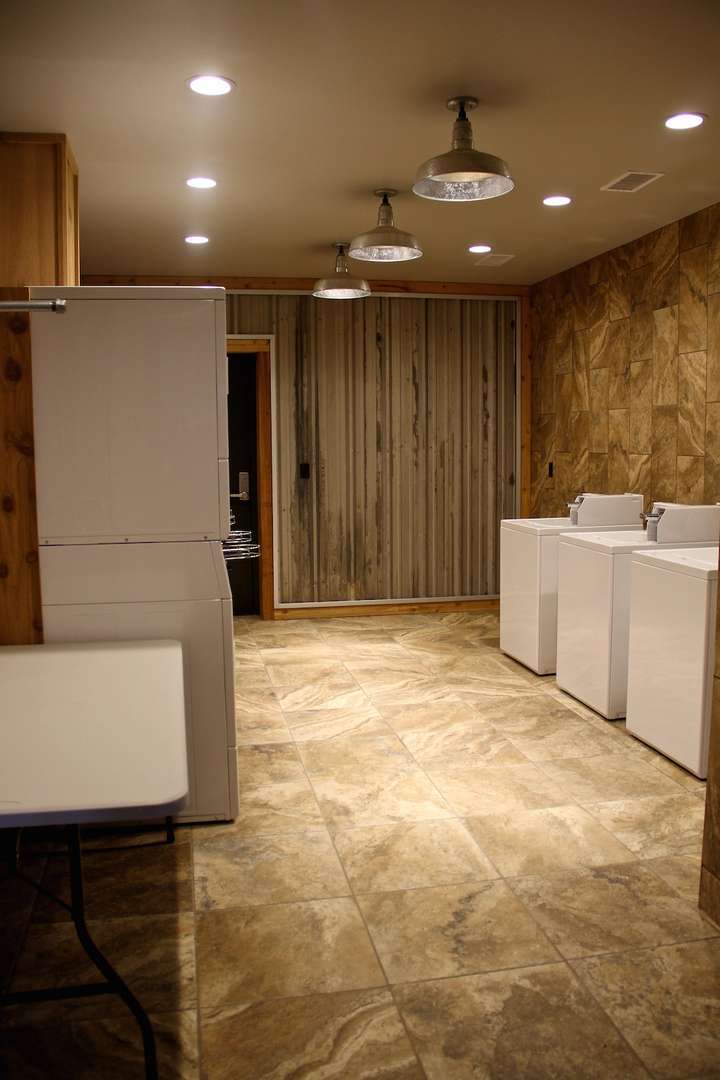 Bar J Hitchin' Post RV Park