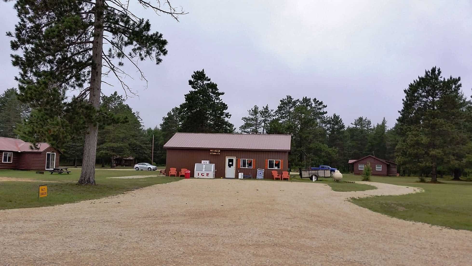 Jack Pine Lodge Lodge, Resort and Campground