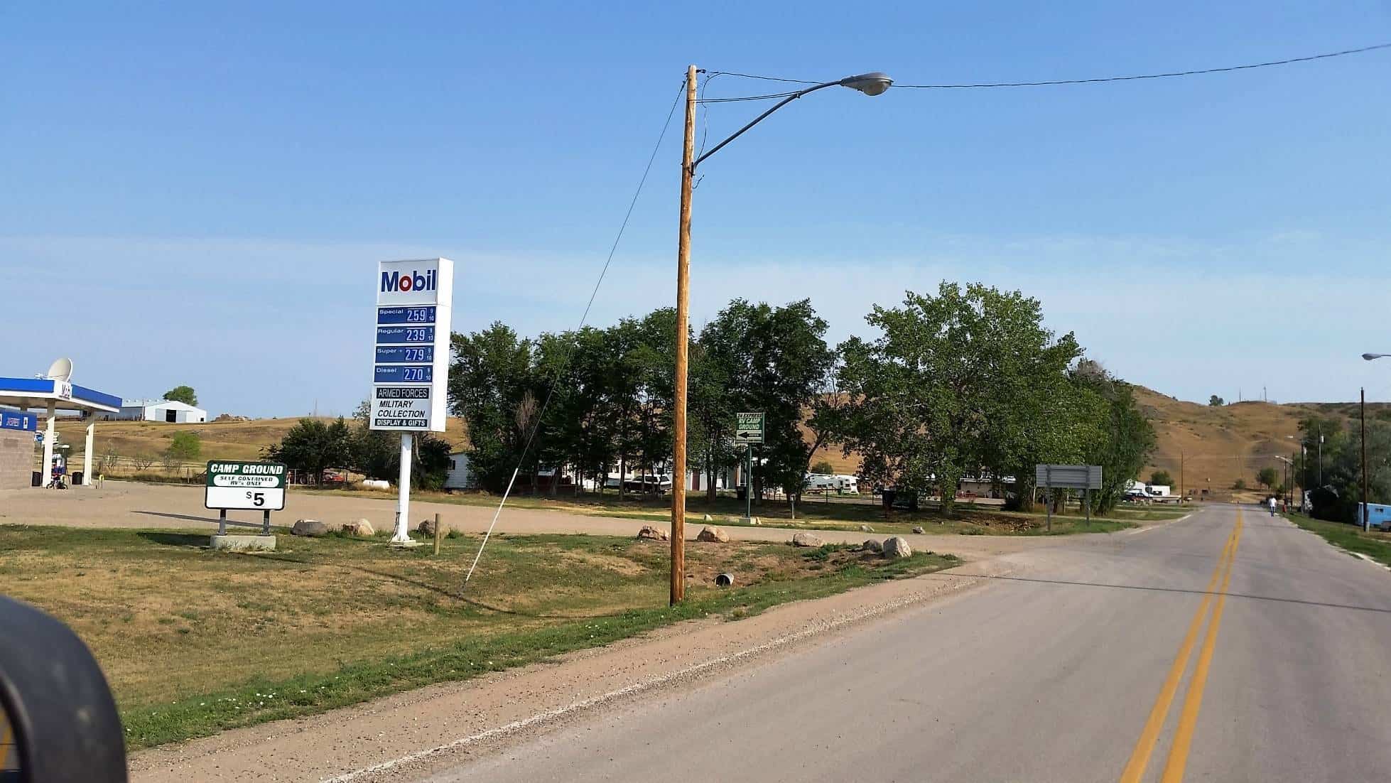 24 Express RV Campground Behind Mobil Station