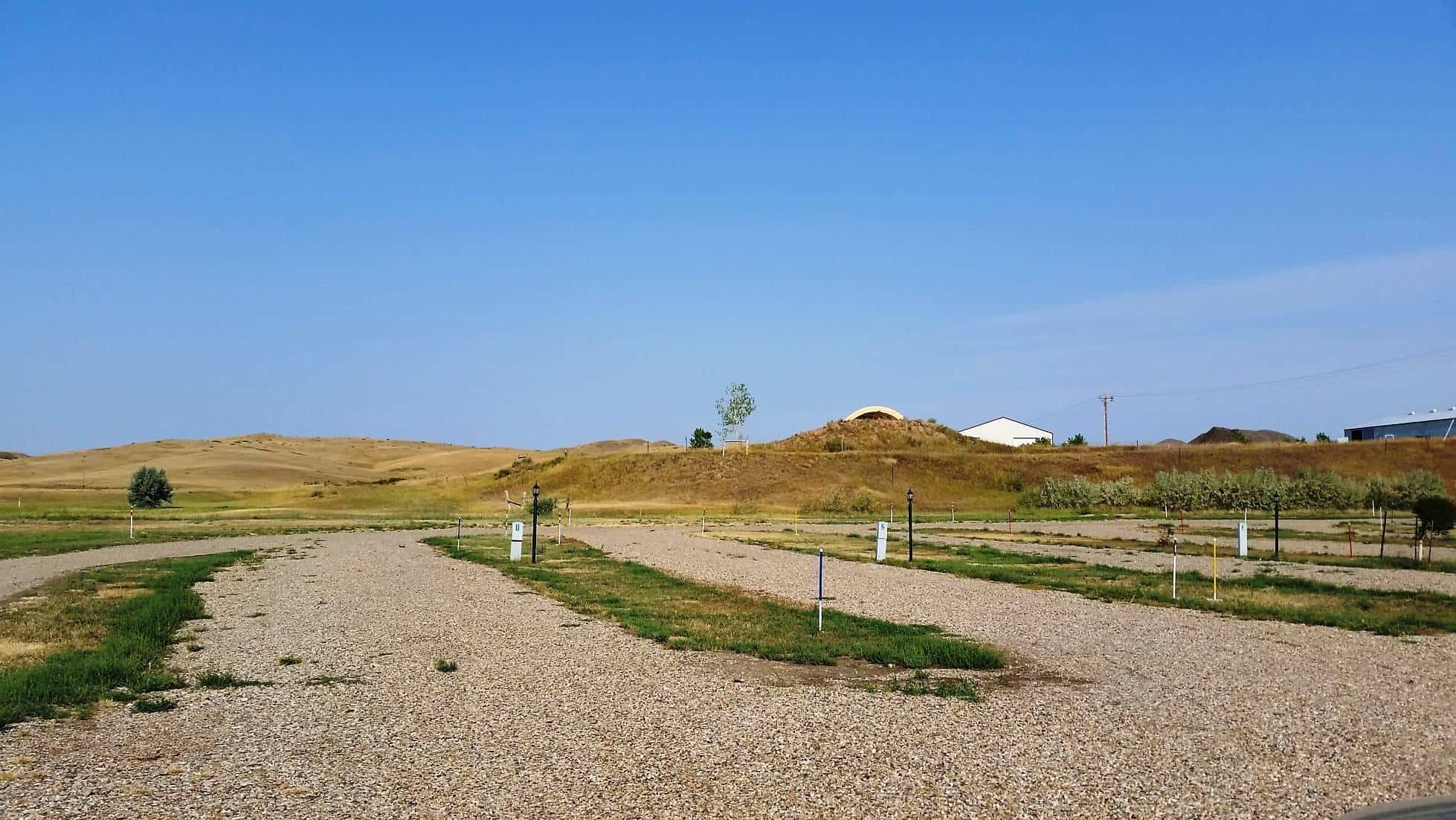 24 Express RV Campground Behind Mobil Station