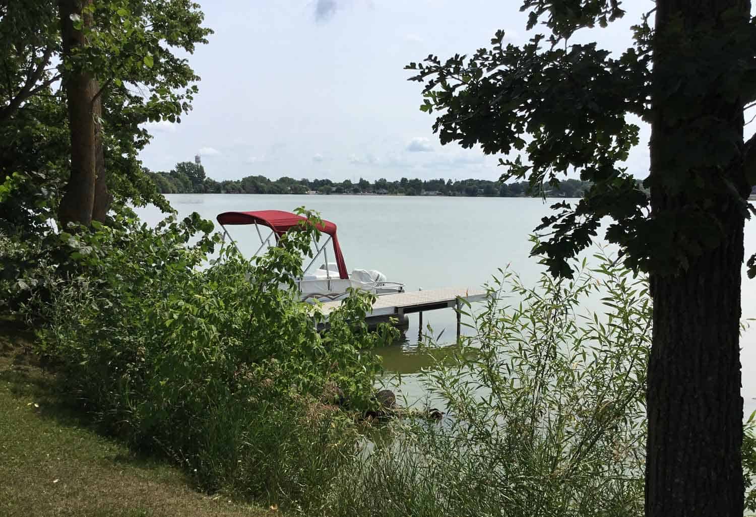 2Annes Lakeside RV Park