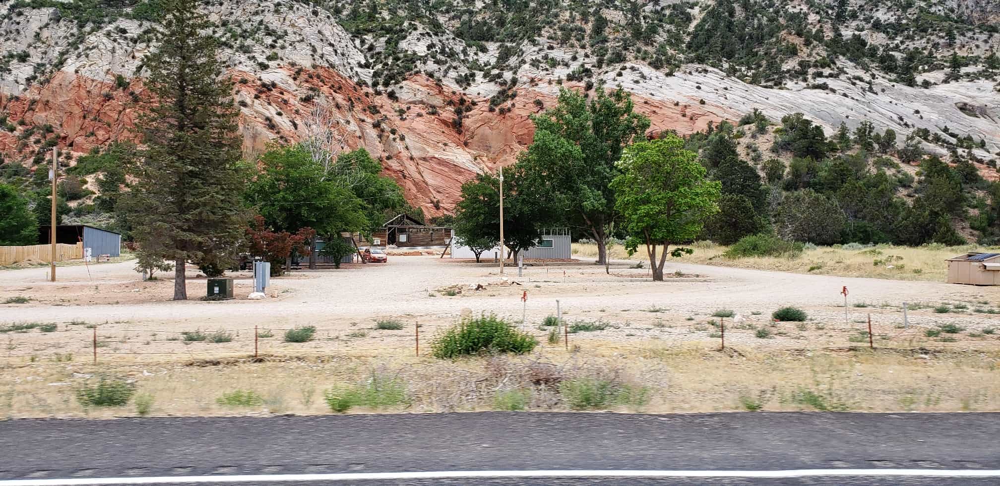 Cliffside Cabins and RV Park