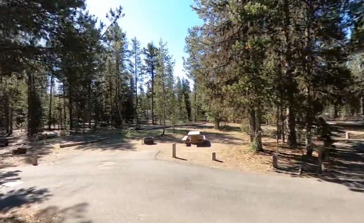 Paulina Lake Campground