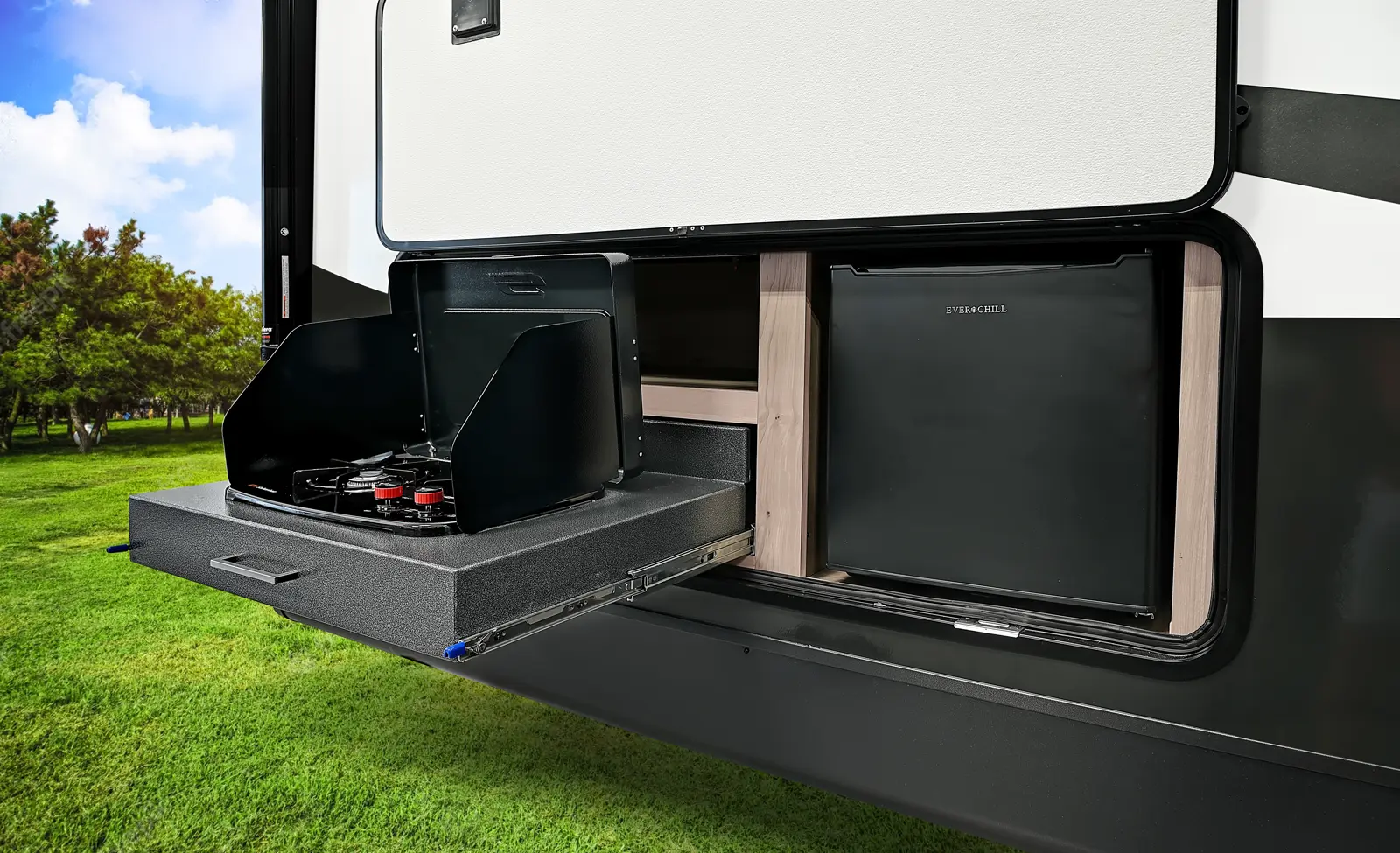 Open-Air Culinary Adventures: 10 Exceptional Travel Trailers with Outdoor Kitchens