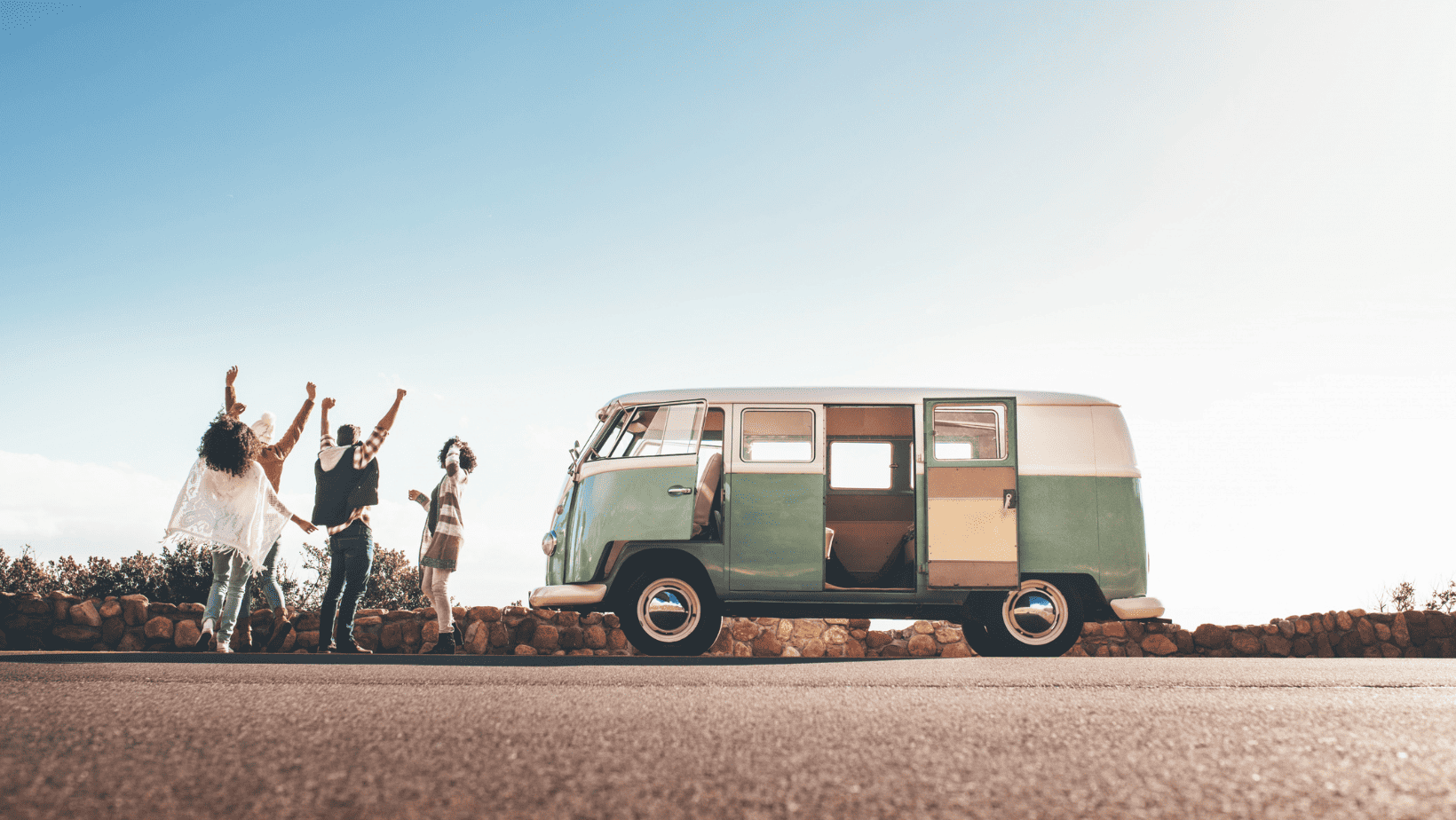 Traveling in Style: 25 Must-Have Campervan Accessories