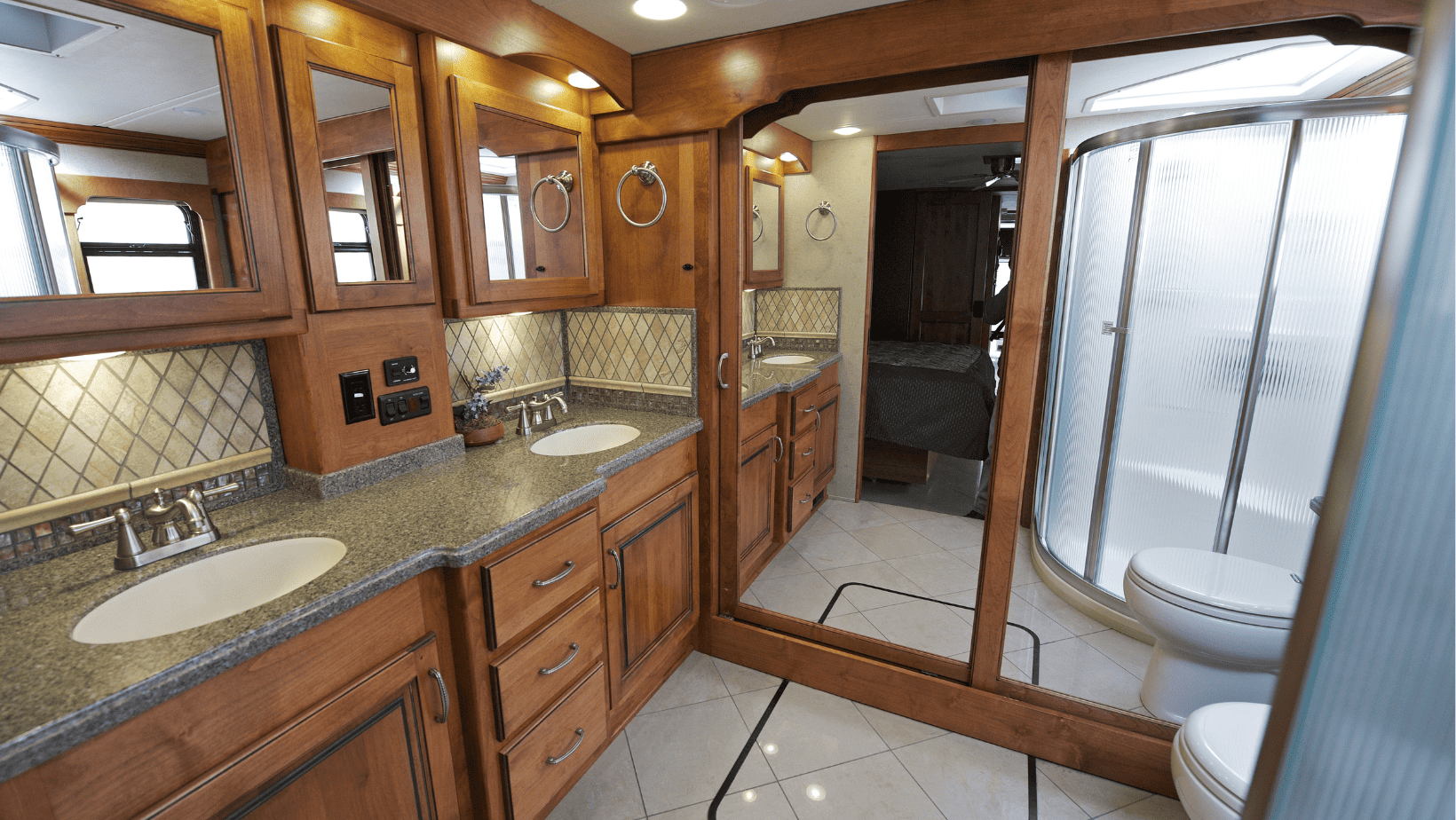 Streamlined Luxury: Best RV Shower Doors for Your Camper