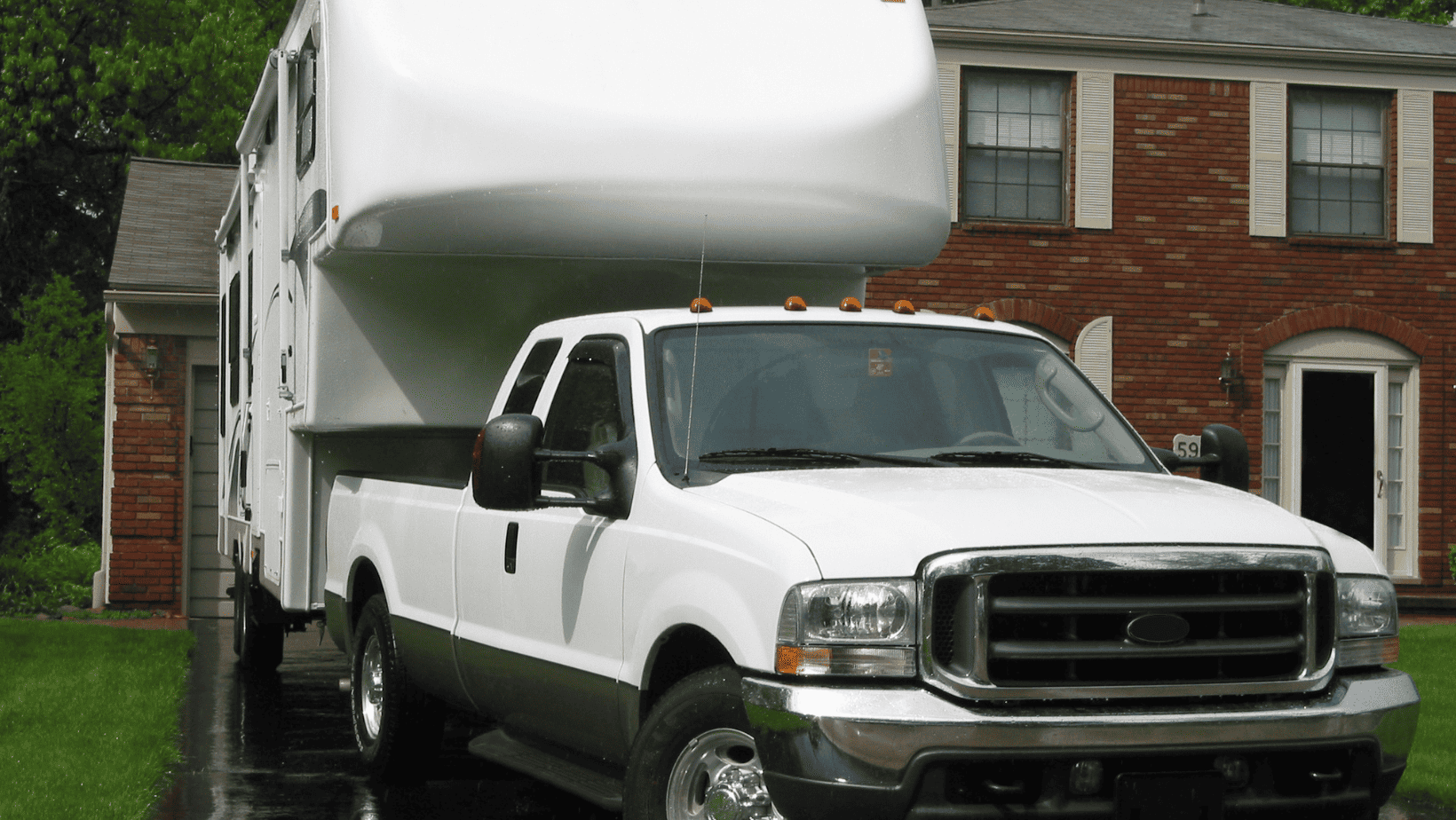 Exploring Excellence: 10 of the Best Half-Ton 5th Wheels