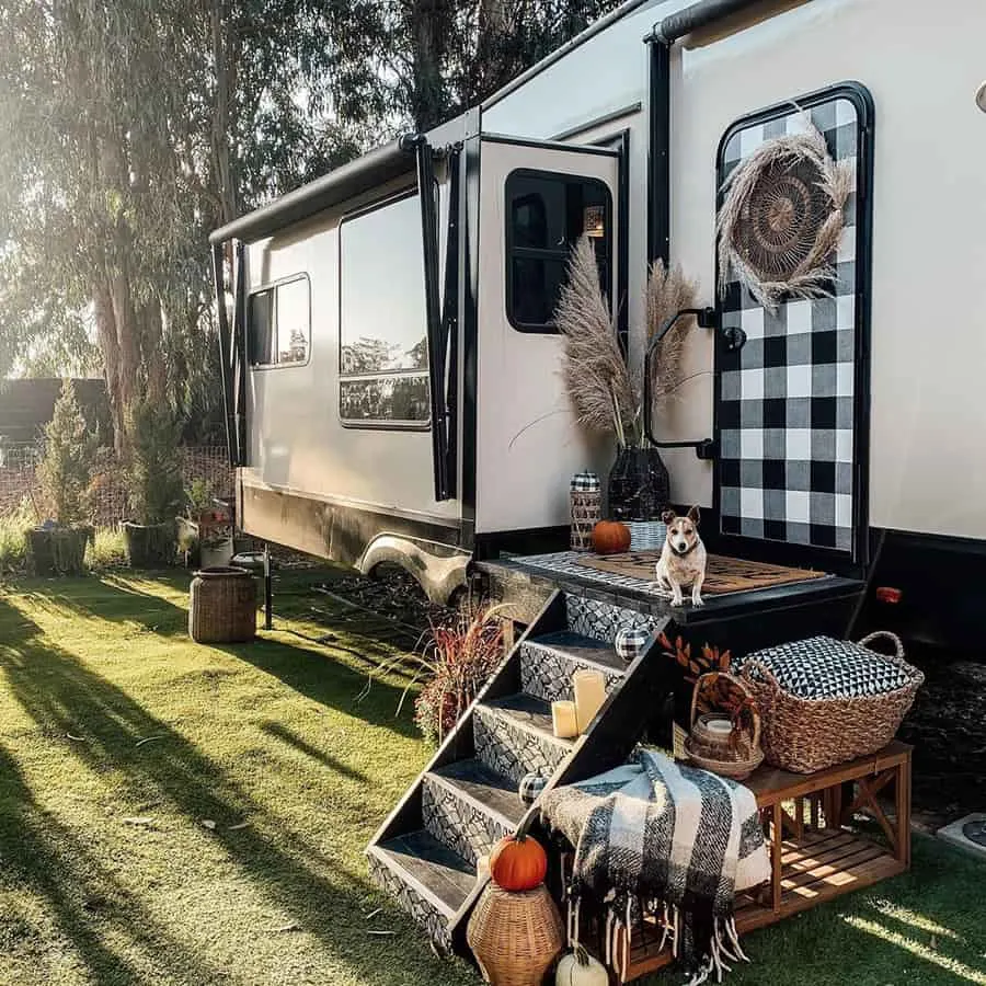 Elevate Your RV Experience: 16 Creative RV Campsite Setup and Decorating Ideas
