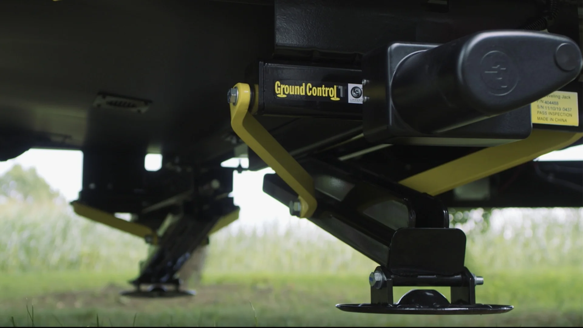 Adding Auto-Leveling Jacks to Your RV or Trailer: Is It Possible?