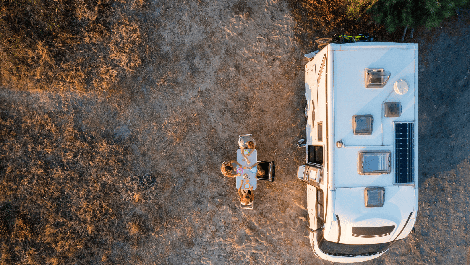 Travel Trivia Extravaganza: 20 Road Trip Fun Questions Plus RV Industry Bonuses