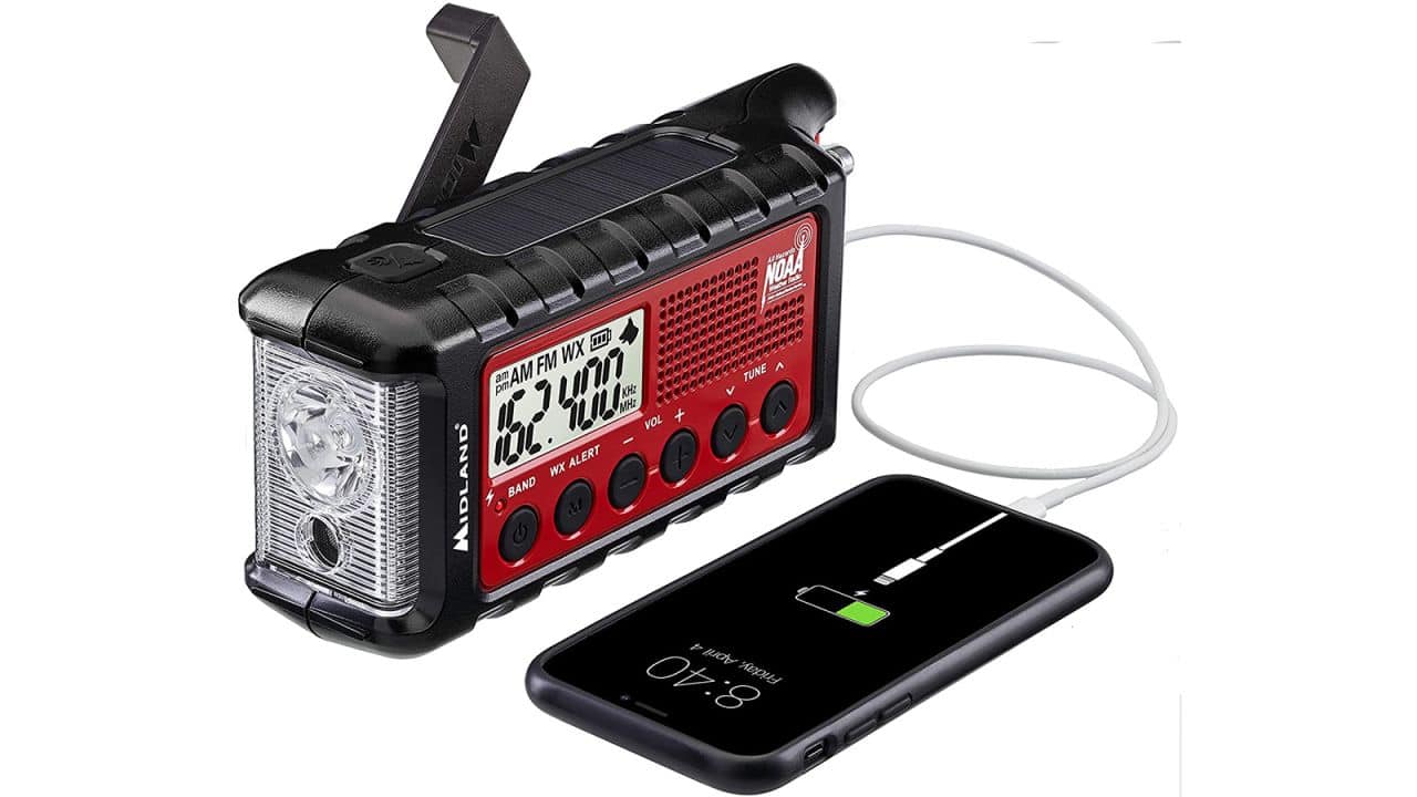 Apps to Monitor Emergency Radio Bands: Stay Informed and Safe