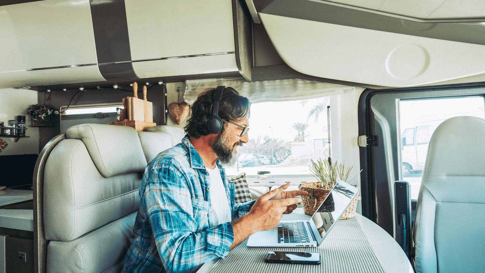 The Ultimate RV Internet System: Staying Connected on the Road