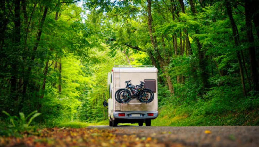 RV Adventures on a Budget: How College Students and Young Travelers Can Hit the Road for Less