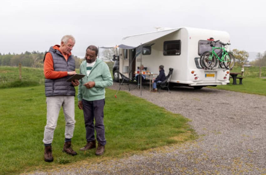 Save Money or Avoid Disaster? DIY vs. Professional RV Repairs Explained