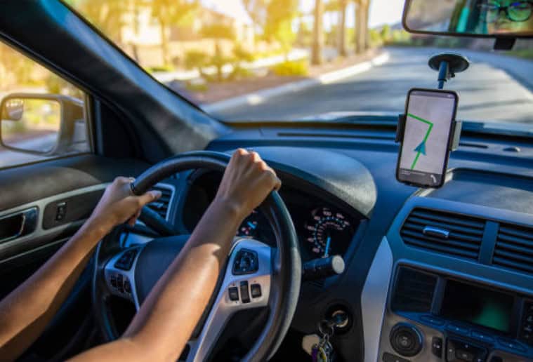 RV GPS vs. Google Maps: Which One Will Keep You on the Right Road?