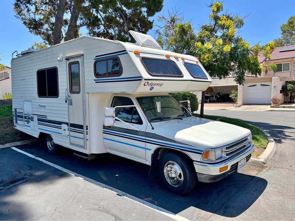 The 1992 Toyota RV: A Vintage Masterpiece Ready for the Road