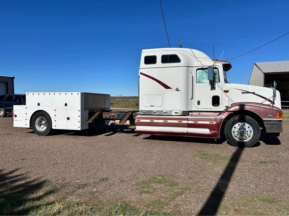 Custom RV Semi – A Unique and Powerful Adventure Rig