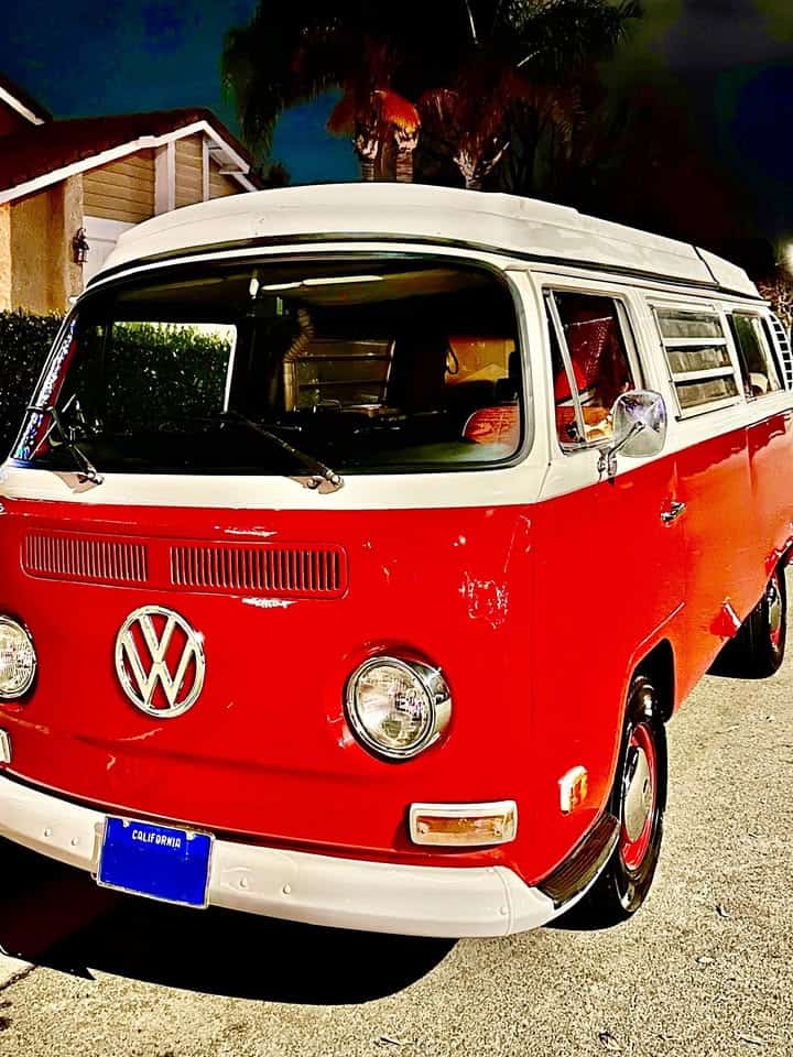 Vintage Charm, Modern Touches – The Ultimate 1971 VW Westfalia Camper