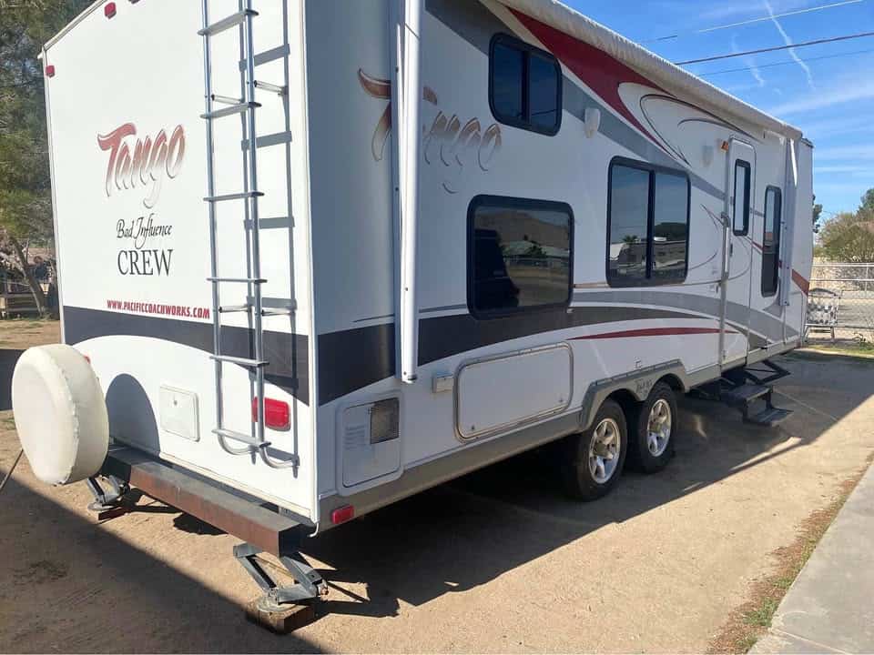 2008 Coachmen Tango – 26' Travel Trailer with Full Bath and Family-Ready Layout