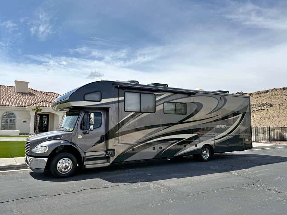 The Jayco Seneca 36-FK: When a Class C Decides to Dominate