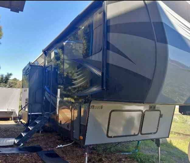 Why Is This 2015 Fuzion Chrome 345 Still Available? It's a Rolling Adventure Command Center.
